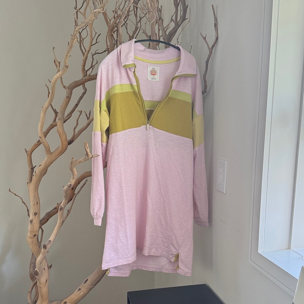 Casual Quarter-Zip Long Sleeve Dress in Light Pink and Olive